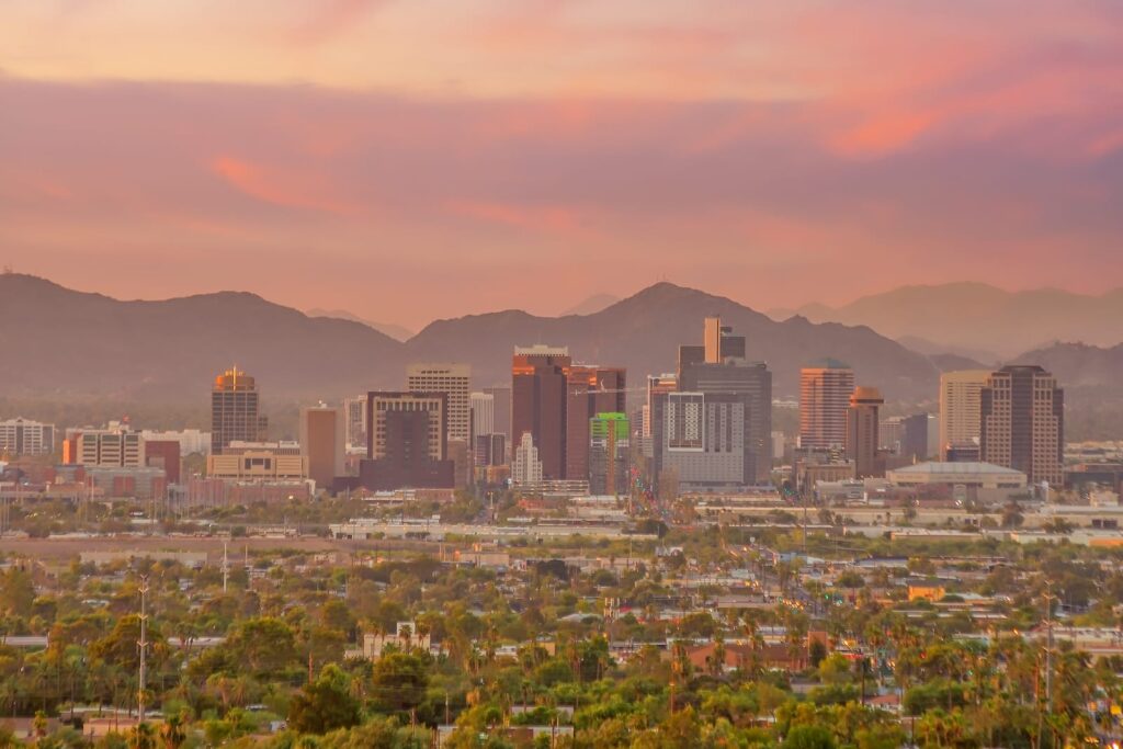 Preparing for Q3: How Arizona Companies Can Excel in Hiring. Seasonal hiring challenges