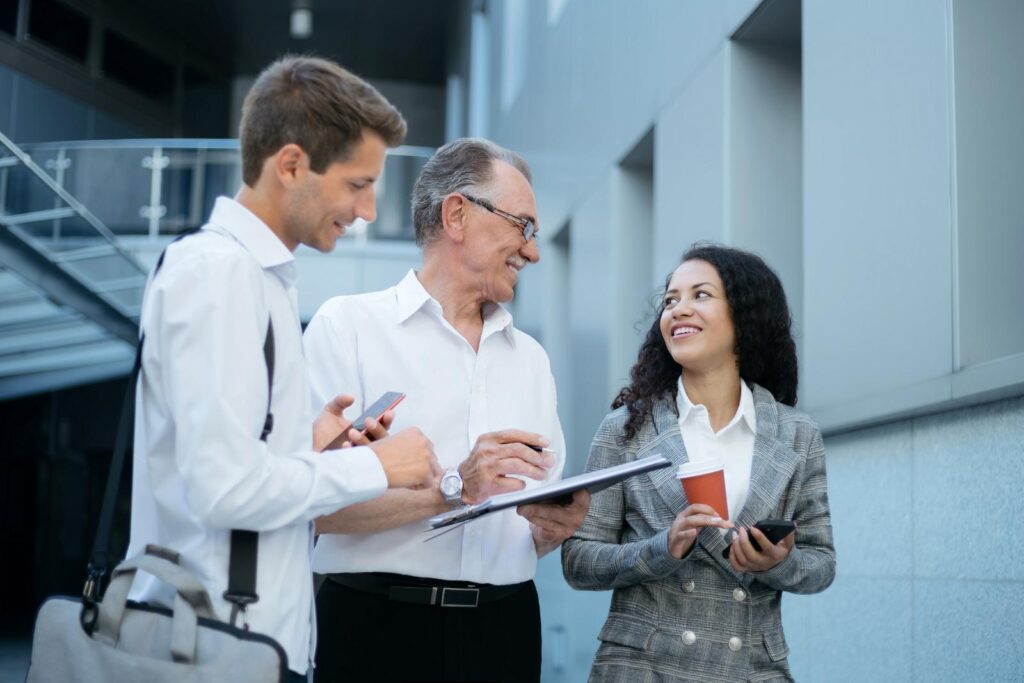 businessman discussing new clauses of the contract with his colleagues. business concept.