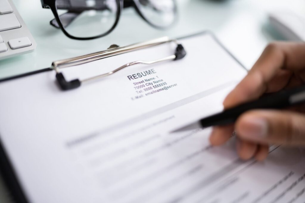 Why Hiring in November Gives You a Competitive Edge