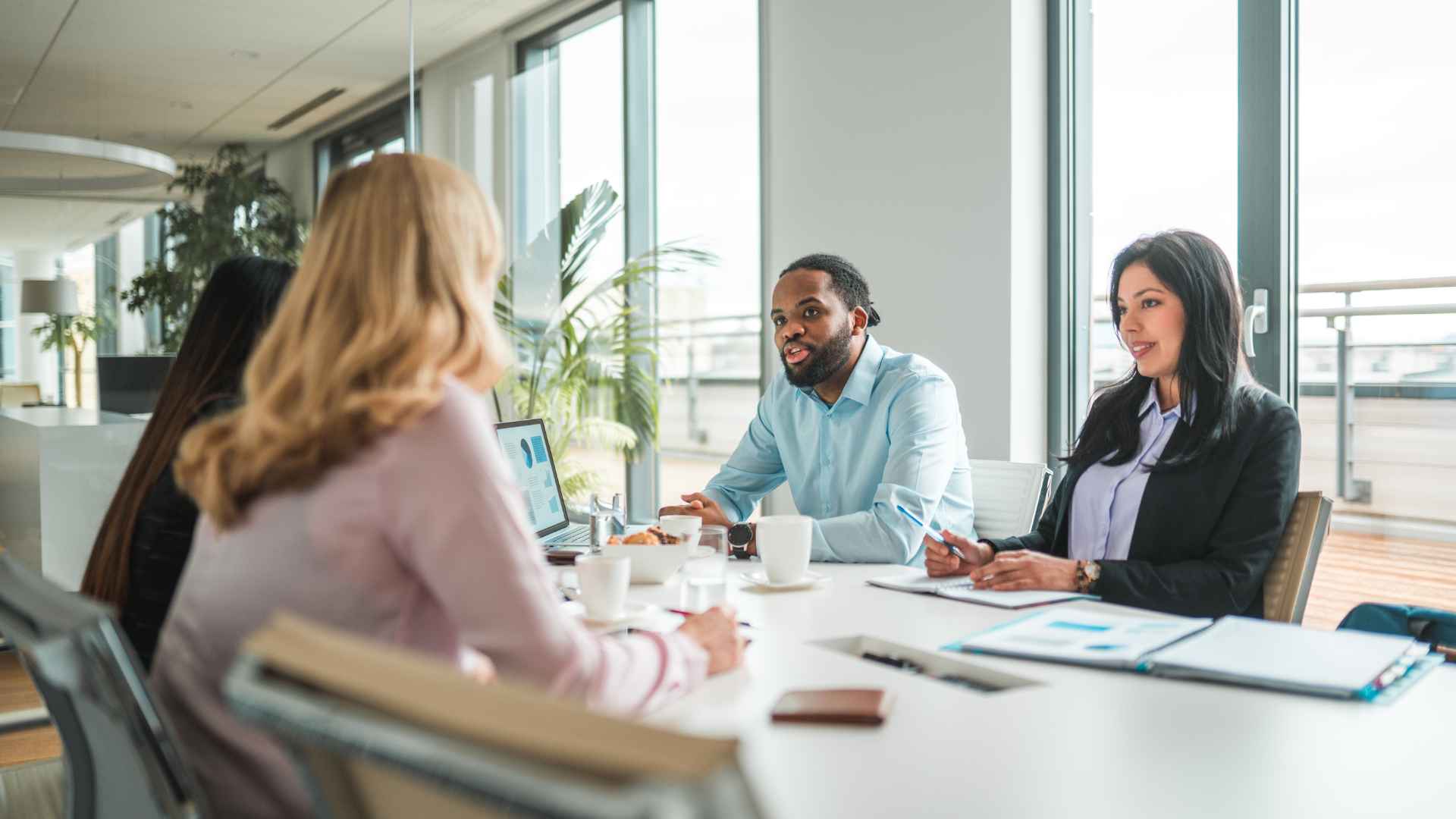 7 Signs It's Time to Partner with a Recruiting Firm